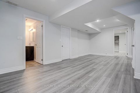 Photo 39 at 110 Dunoon Drive, Maple, Vaughan