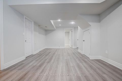 Photo 40 at 110 Dunoon Drive, Maple, Vaughan