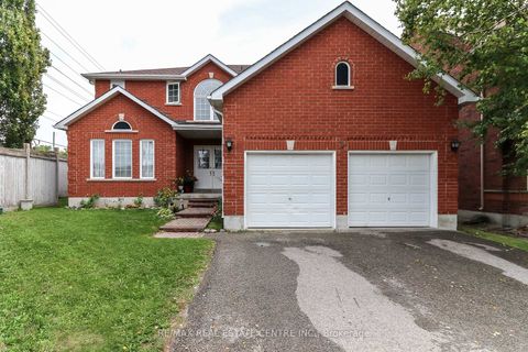 Photo 1 at 1 Sandringham Drive, Shore, Barrie