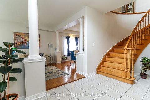Photo 3 at 1 Sandringham Drive, Shore, Barrie