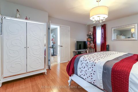 Photo 27 at 1 Sandringham Drive, Shore, Barrie