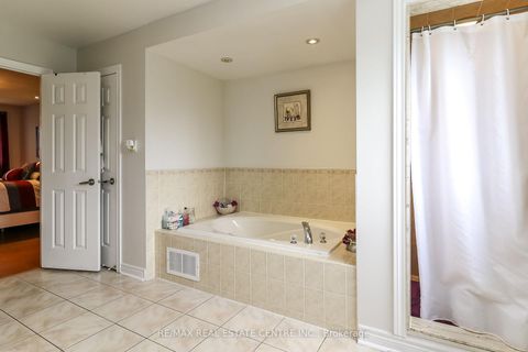 Photo 30 at 1 Sandringham Drive, Shore, Barrie