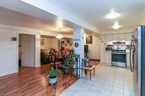 Photo 34 at 1 Sandringham Drive, Shore, Barrie