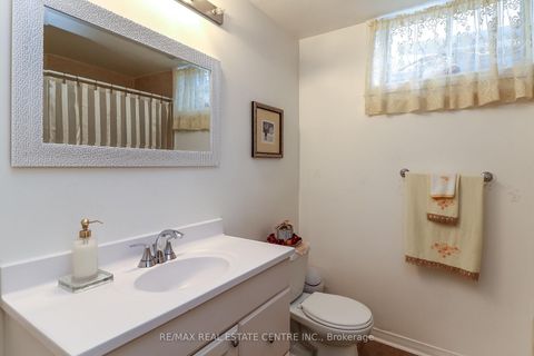 Photo 41 at 1 Sandringham Drive, Shore, Barrie