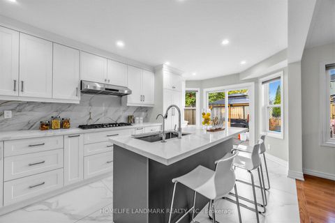 Photo 12 at 887 College Manor Drive, College Manor, Newmarket