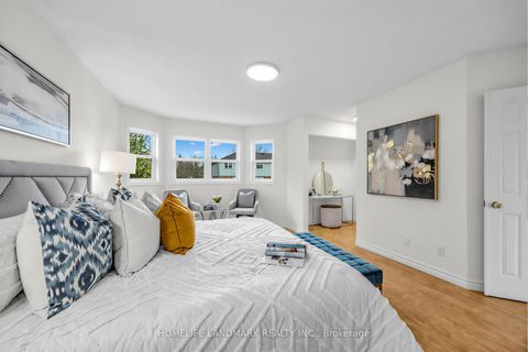 Photo 31 at 887 College Manor Drive, College Manor, Newmarket