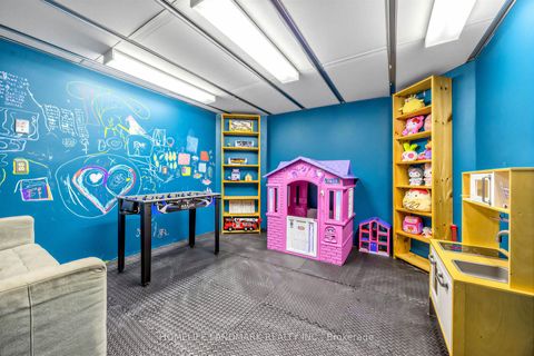 Photo 34 at 887 College Manor Drive, College Manor, Newmarket