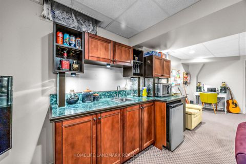 Photo 36 at 887 College Manor Drive, College Manor, Newmarket