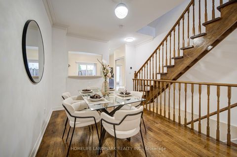 Photo 5 at 11 Humphrey Gate, Don Mills, Toronto