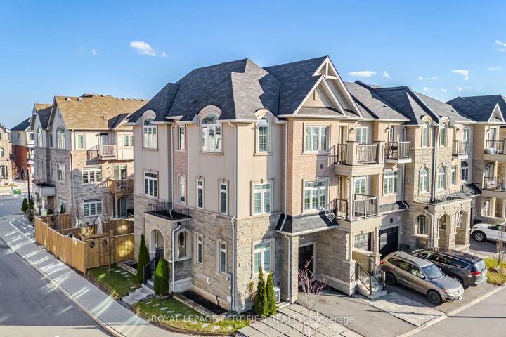 Photo 1 at 75 Borers Creek Circle, Waterdown, Hamilton