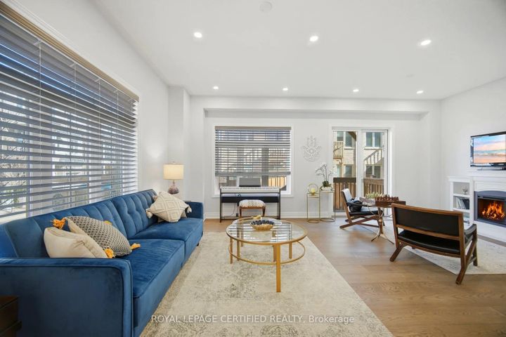 Photo 4 at 75 Borers Creek Circle, Waterdown, Hamilton