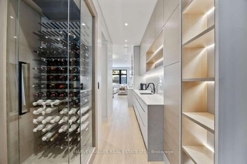 Photo 11 at 43 Summerhill Avenue, Moore Park, Toronto