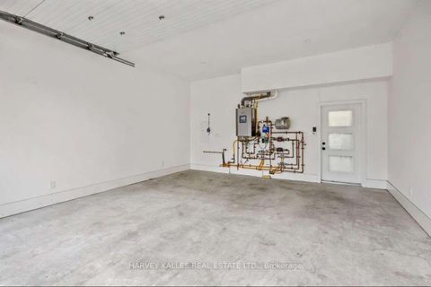 Photo 28 at 43 Summerhill Avenue, Moore Park, Toronto