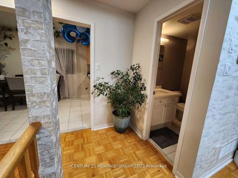 Photo 6 at 99 Lucena Crescent, Maple, Vaughan