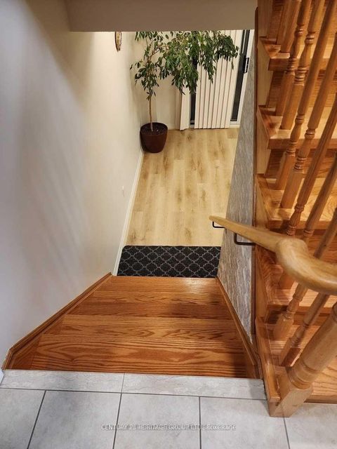 Photo 18 at 99 Lucena Crescent, Maple, Vaughan