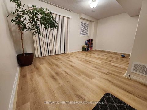 Photo 20 at 99 Lucena Crescent, Maple, Vaughan