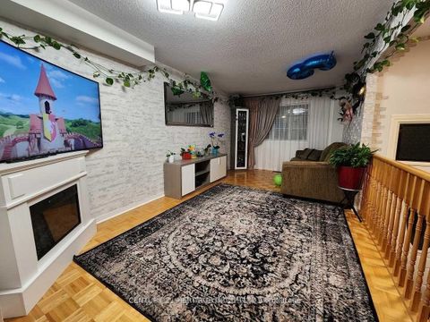 Photo 30 at 99 Lucena Crescent, Maple, Vaughan