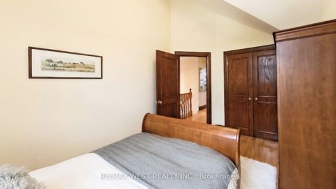 Photo 21 at 69 Mayfield Avenue, Swansea, Toronto