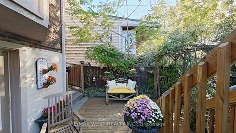Photo 29 at 69 Mayfield Avenue, Swansea, Toronto