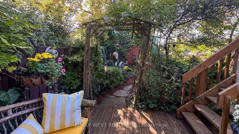 Photo 30 at 69 Mayfield Avenue, Swansea, Toronto