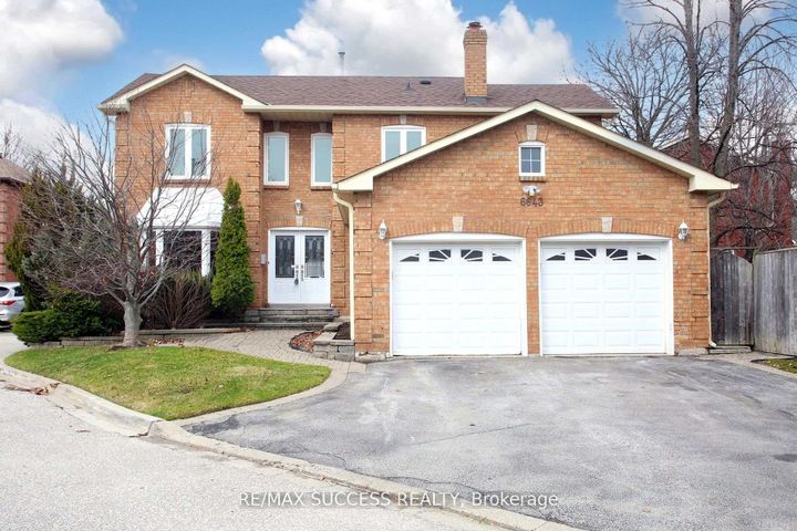 Photo 1 at 6643 Mockingbird Lane, Lisgar, Mississauga