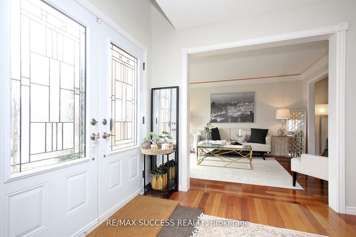 Photo 4 at 6643 Mockingbird Lane, Lisgar, Mississauga