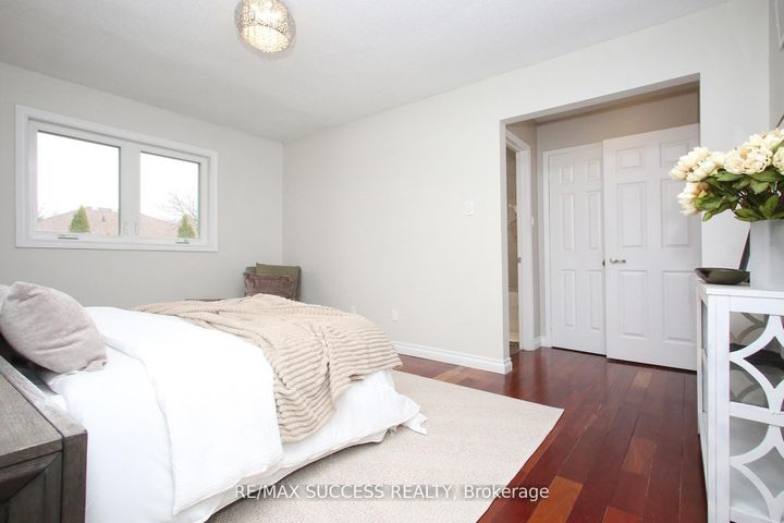 Photo 22 at 6643 Mockingbird Lane, Lisgar, Mississauga