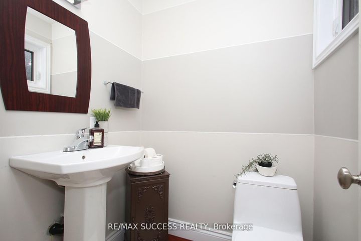 Photo 32 at 6643 Mockingbird Lane, Lisgar, Mississauga