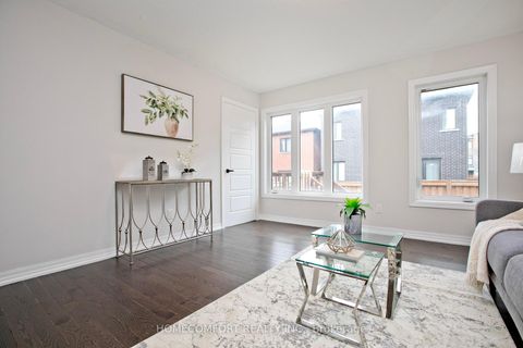 Photo 5 at 42 Vantage Loop, Woodland Hill, Newmarket