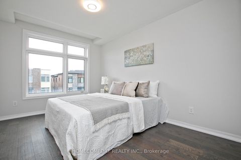 Photo 18 at 42 Vantage Loop, Woodland Hill, Newmarket