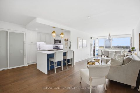 Photo 1 at 908 - 3000 Bathurst Street, Lawrence, Toronto