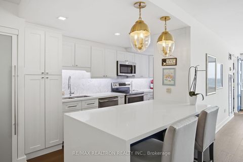 Photo 2 at 908 - 3000 Bathurst Street, Lawrence, Toronto