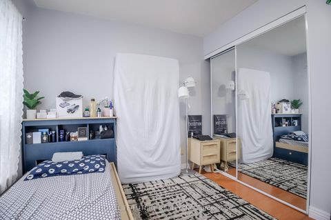 Photo 15 at 816 - 2550 Lawrence Avenue E, Dorset Park, Toronto