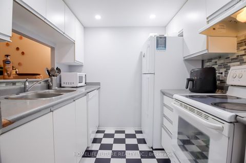 Photo 26 at 816 - 2550 Lawrence Avenue E, Dorset Park, Toronto