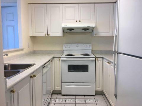 Photo 1 at Uph06 - 8 Pemberton Avenue, Newtonbrook East, Toronto