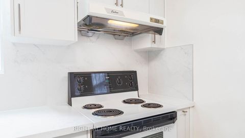 Photo 13 at 82 Tower Drive, Maryvale, Toronto