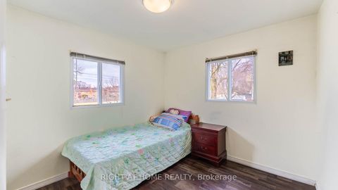 Photo 16 at 82 Tower Drive, Maryvale, Toronto