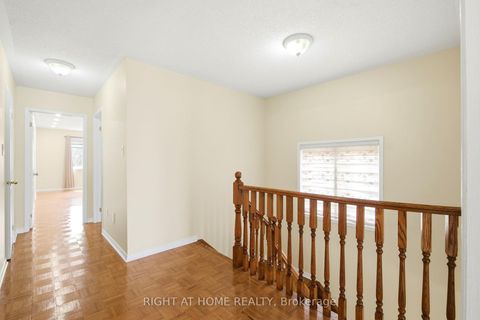 Photo 13 at 212 Venice Gate Drive, Vellore Village, Vaughan
