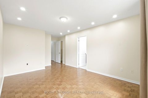 Photo 15 at 212 Venice Gate Drive, Vellore Village, Vaughan