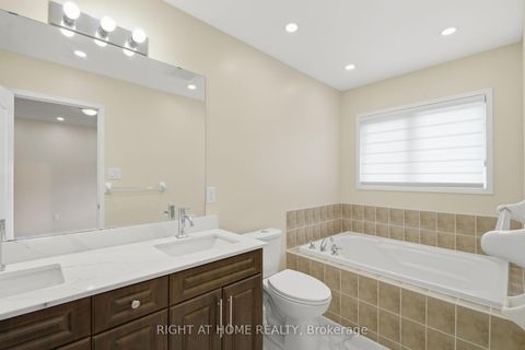 Photo 17 at 212 Venice Gate Drive, Vellore Village, Vaughan