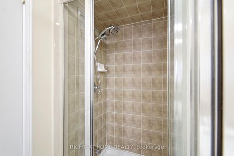 Photo 19 at 212 Venice Gate Drive, Vellore Village, Vaughan