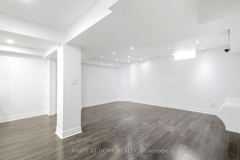 Photo 28 at 212 Venice Gate Drive, Vellore Village, Vaughan