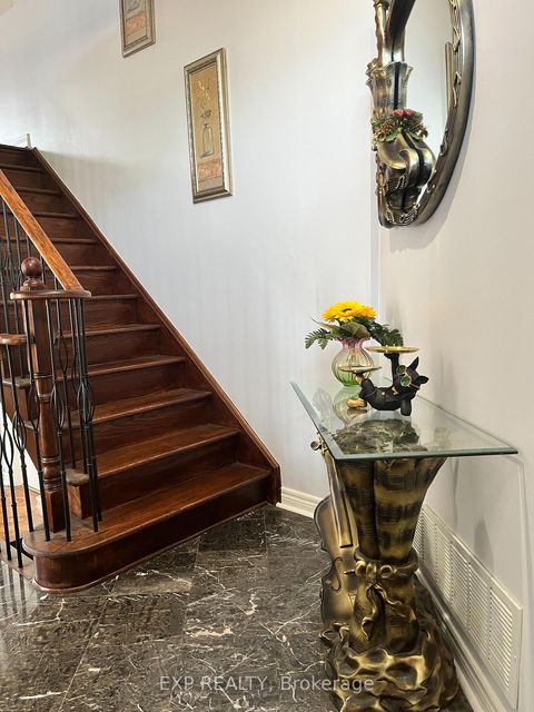 Photo 2 at 129 Ledge Rock Drive, Vellore Village, Vaughan