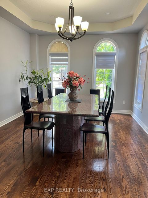 Photo 10 at 129 Ledge Rock Drive, Vellore Village, Vaughan