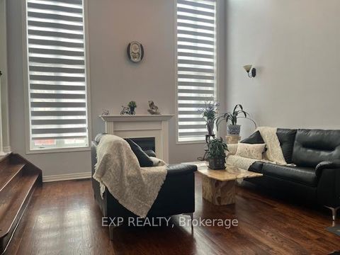 Photo 11 at 129 Ledge Rock Drive, Vellore Village, Vaughan