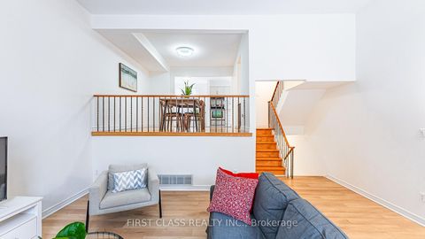 Photo 2 at 102 Jenny Wrenway Way, Hillcrest Village, Toronto