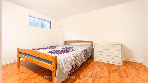 Photo 18 at 102 Jenny Wrenway Way, Hillcrest Village, Toronto