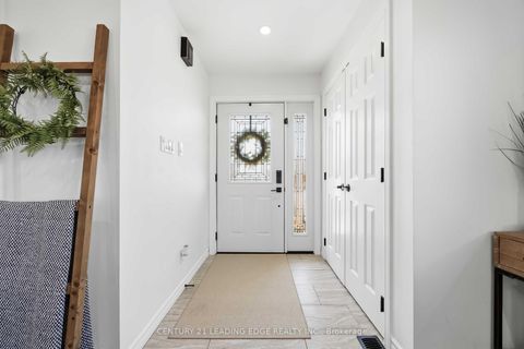 Photo 4 at 787 Third Avenue, Historic Lakeshore Communities, Georgina