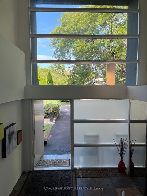 Photo 4 at 90 Berkinshaw Crescent, Don Mills, Toronto