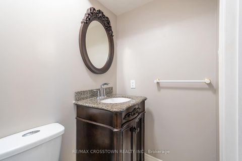 Photo 12 at 119 Fieldgate Drive, Maple, Vaughan